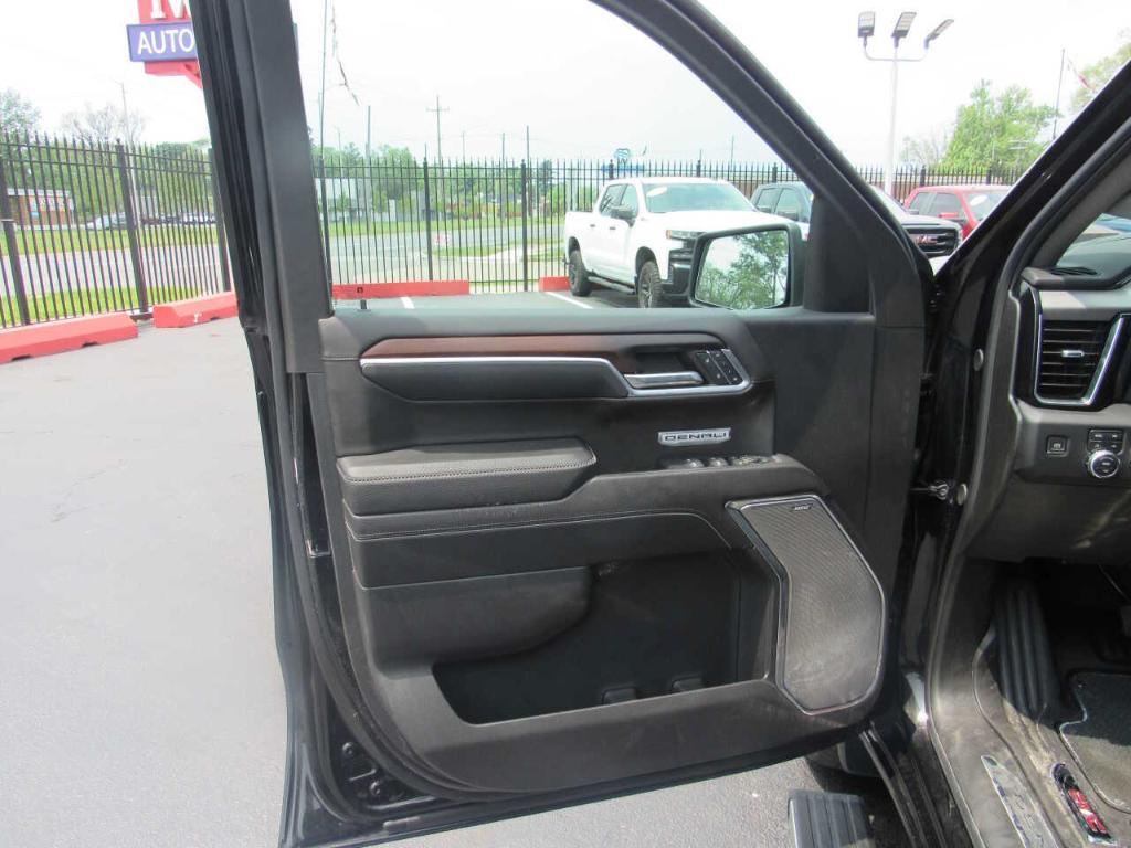 used 2024 GMC Sierra 1500 car, priced at $65,995