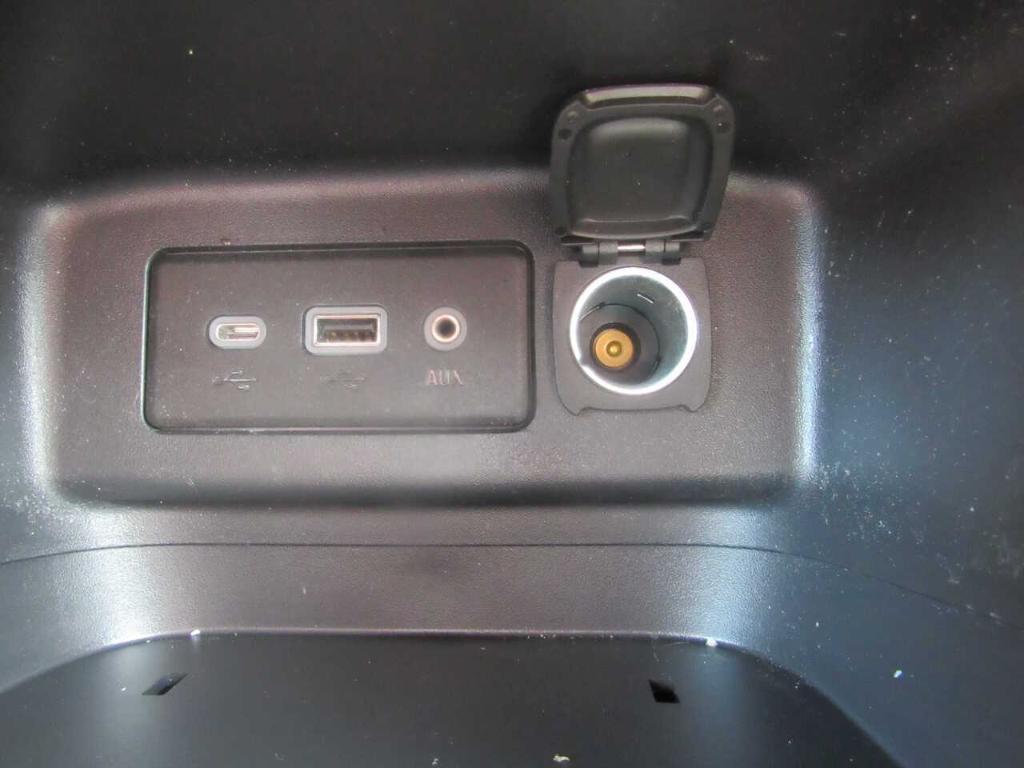 used 2021 Chevrolet Equinox car, priced at $16,995