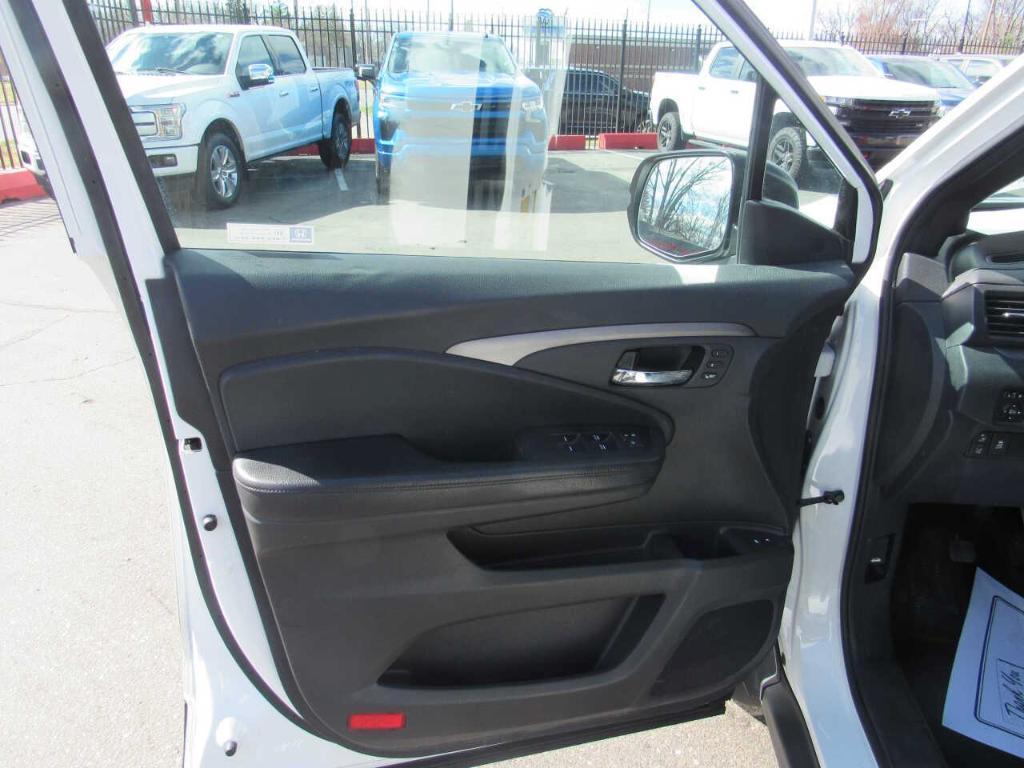 used 2020 Honda Passport car, priced at $21,995