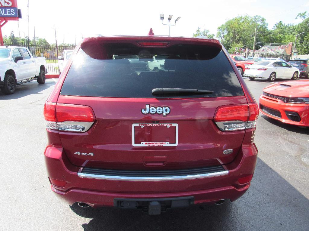 used 2015 Jeep Grand Cherokee car, priced at $17,995