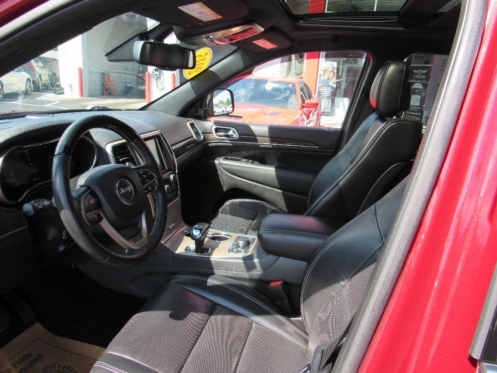 used 2015 Jeep Grand Cherokee car, priced at $17,995