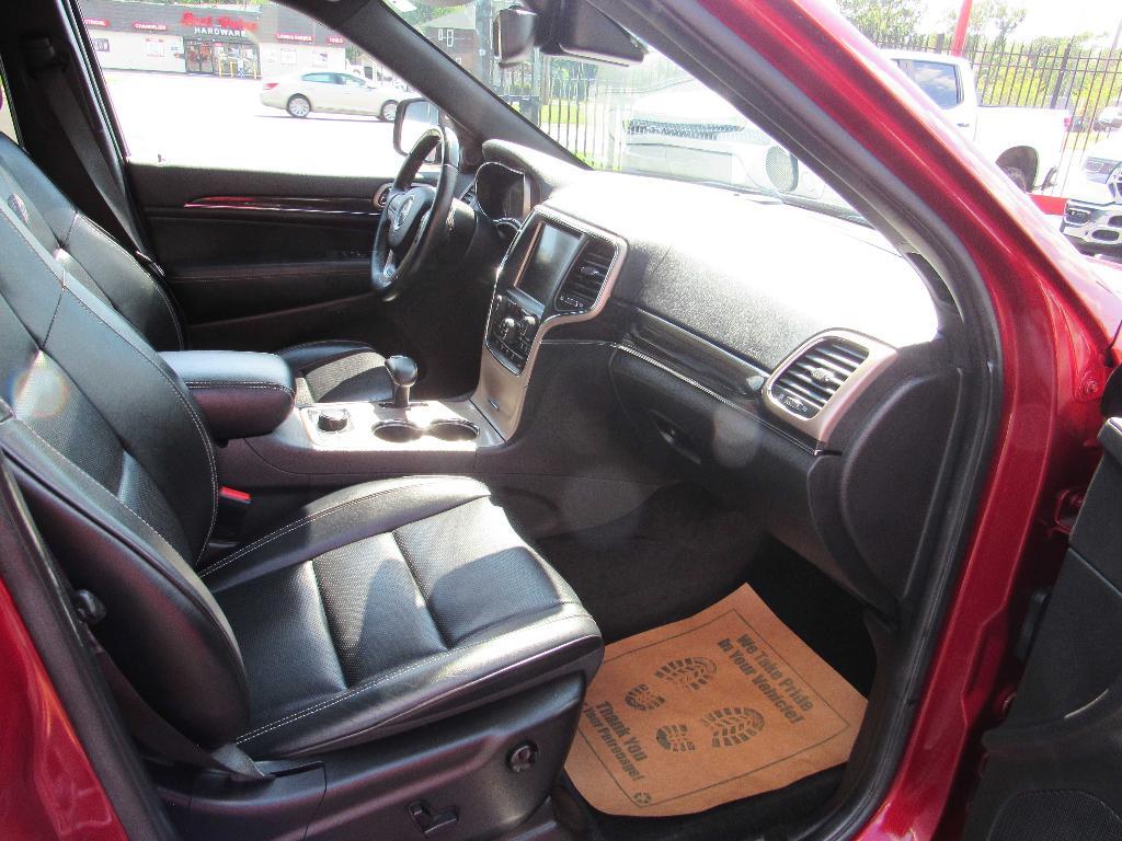 used 2015 Jeep Grand Cherokee car, priced at $17,995