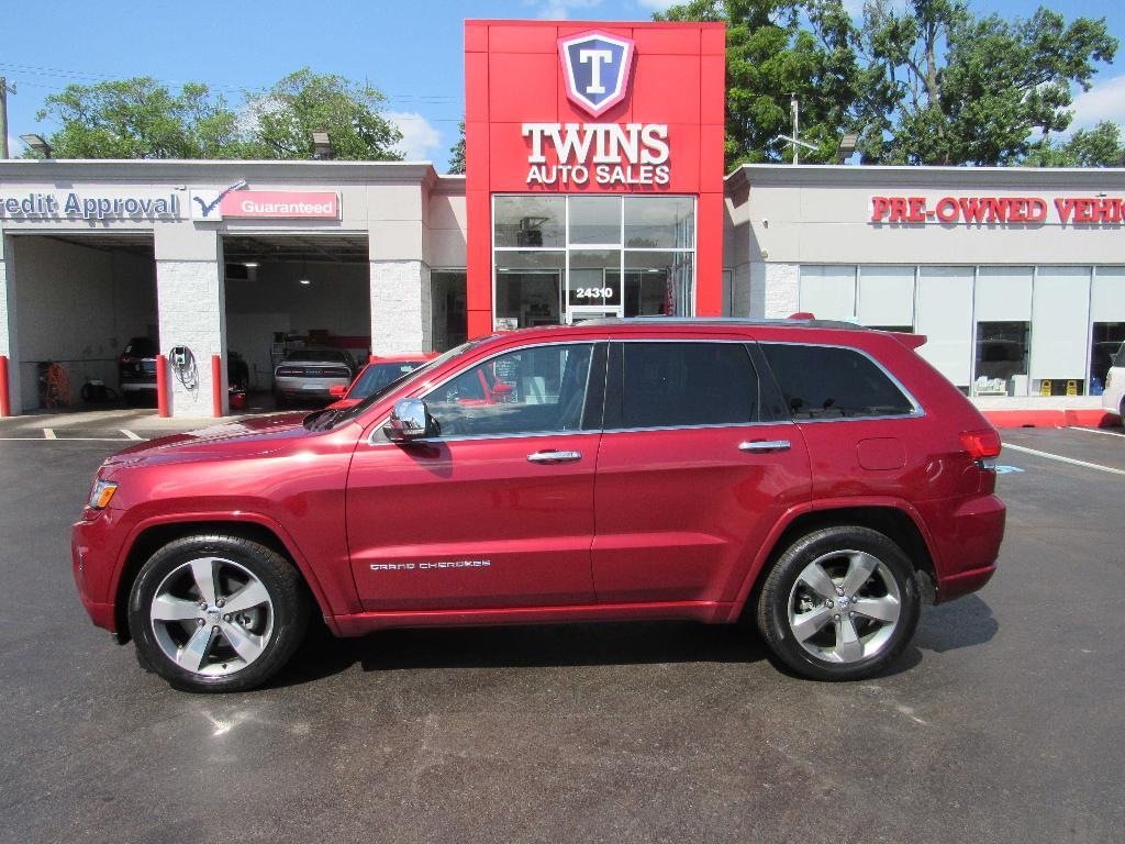 used 2015 Jeep Grand Cherokee car, priced at $17,995