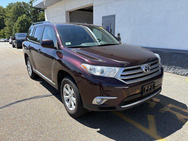 used 2013 Toyota Highlander car, priced at $15,990