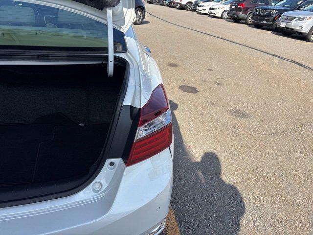 used 2017 Honda Accord Hybrid car, priced at $19,290