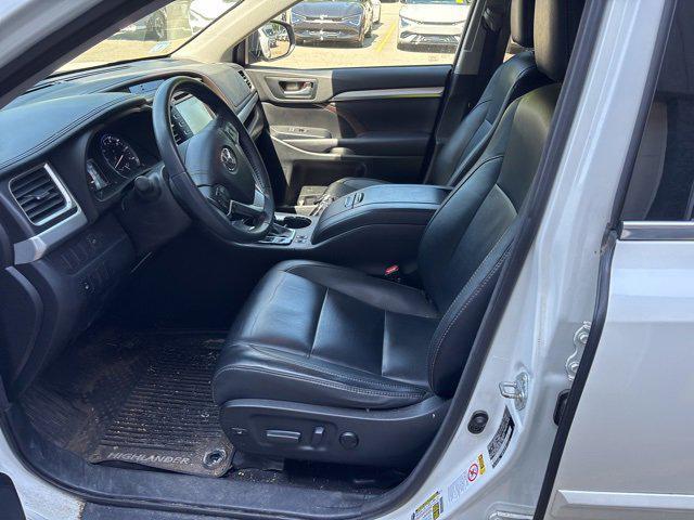 used 2016 Toyota Highlander car, priced at $19,991