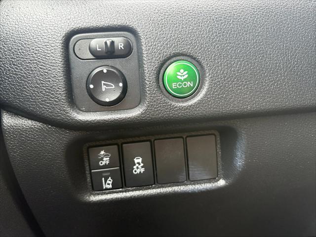 used 2021 Honda Pilot car, priced at $29,275