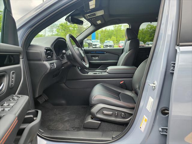 new 2025 Honda Pilot car, priced at $51,305