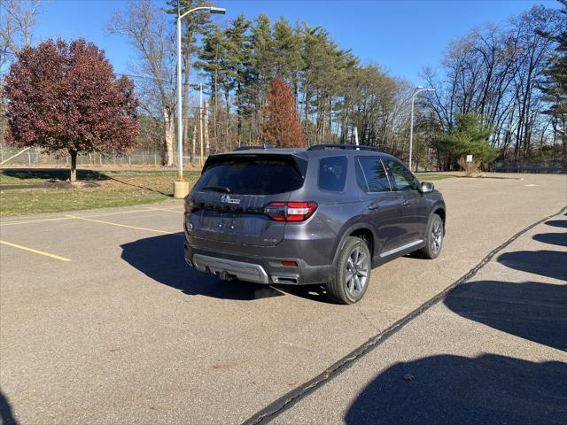 new 2025 Honda Pilot car, priced at $55,465