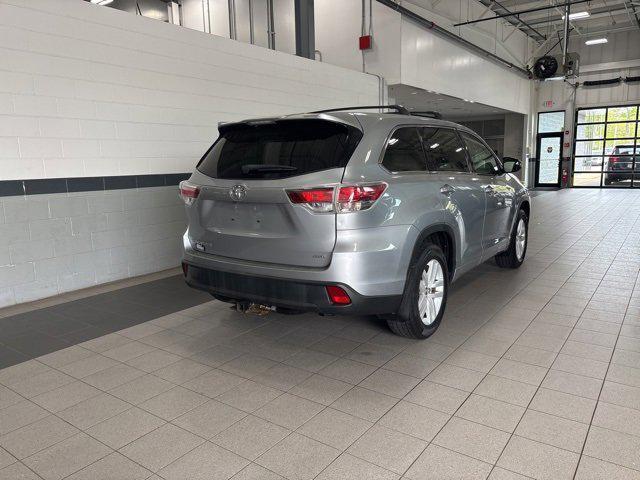 used 2016 Toyota Highlander car, priced at $19,592
