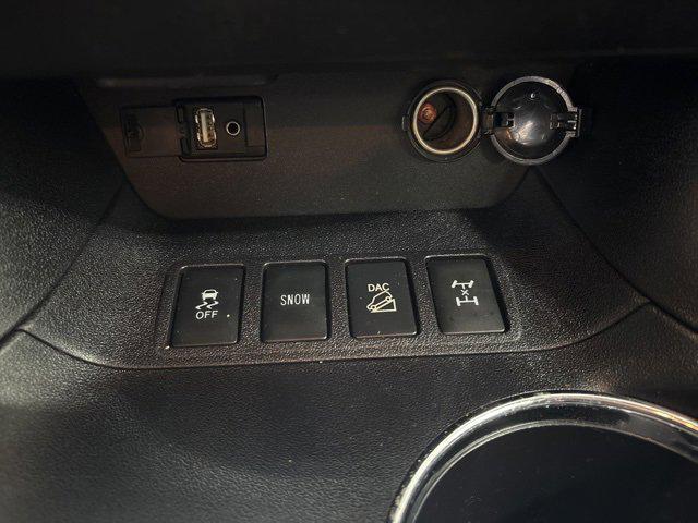 used 2016 Toyota Highlander car, priced at $19,592