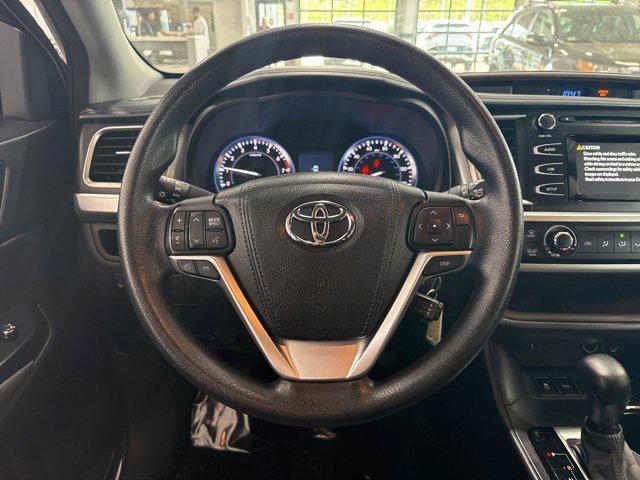 used 2016 Toyota Highlander car, priced at $19,592