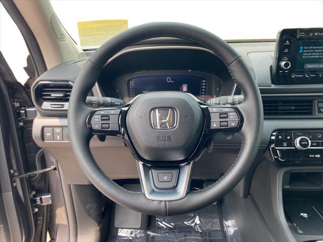 new 2025 Honda Pilot car, priced at $56,250