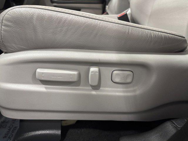 used 2022 Honda Pilot car, priced at $34,992