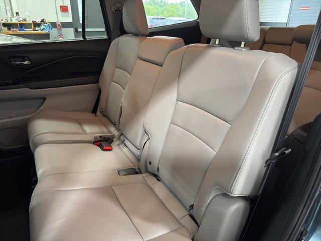 used 2022 Honda Pilot car, priced at $34,992