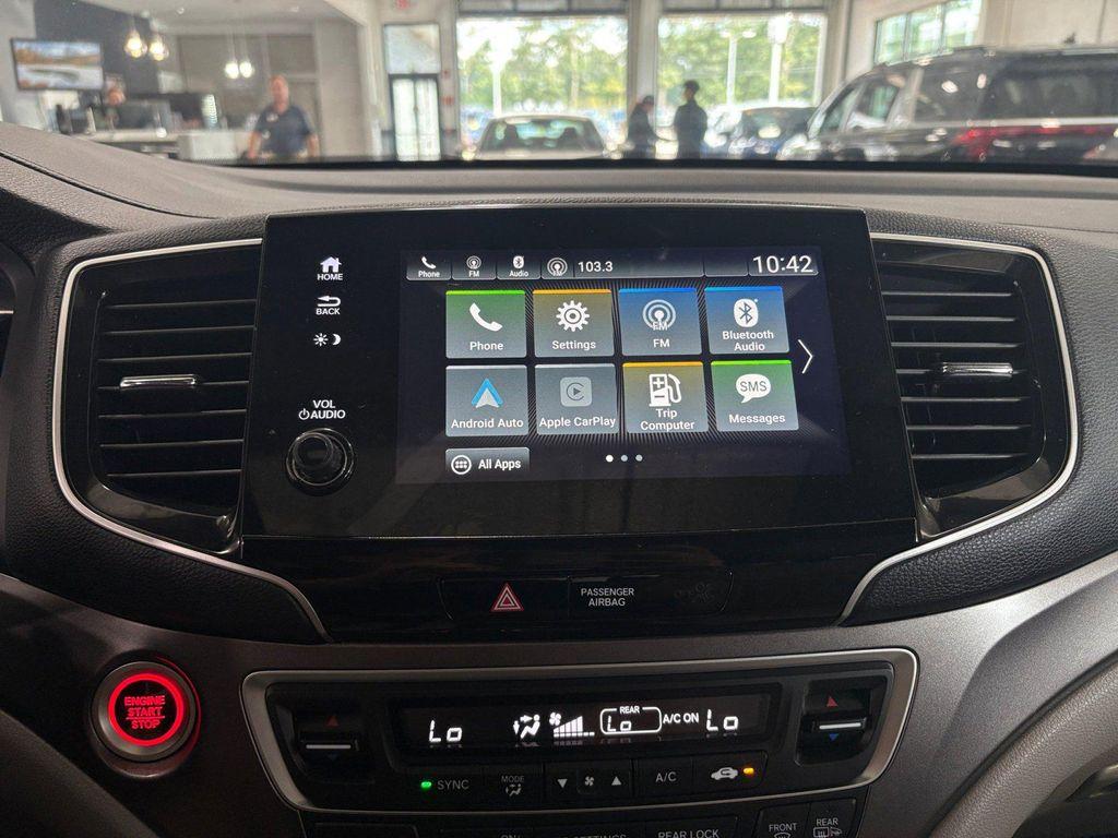 used 2021 Honda Pilot car, priced at $25,492