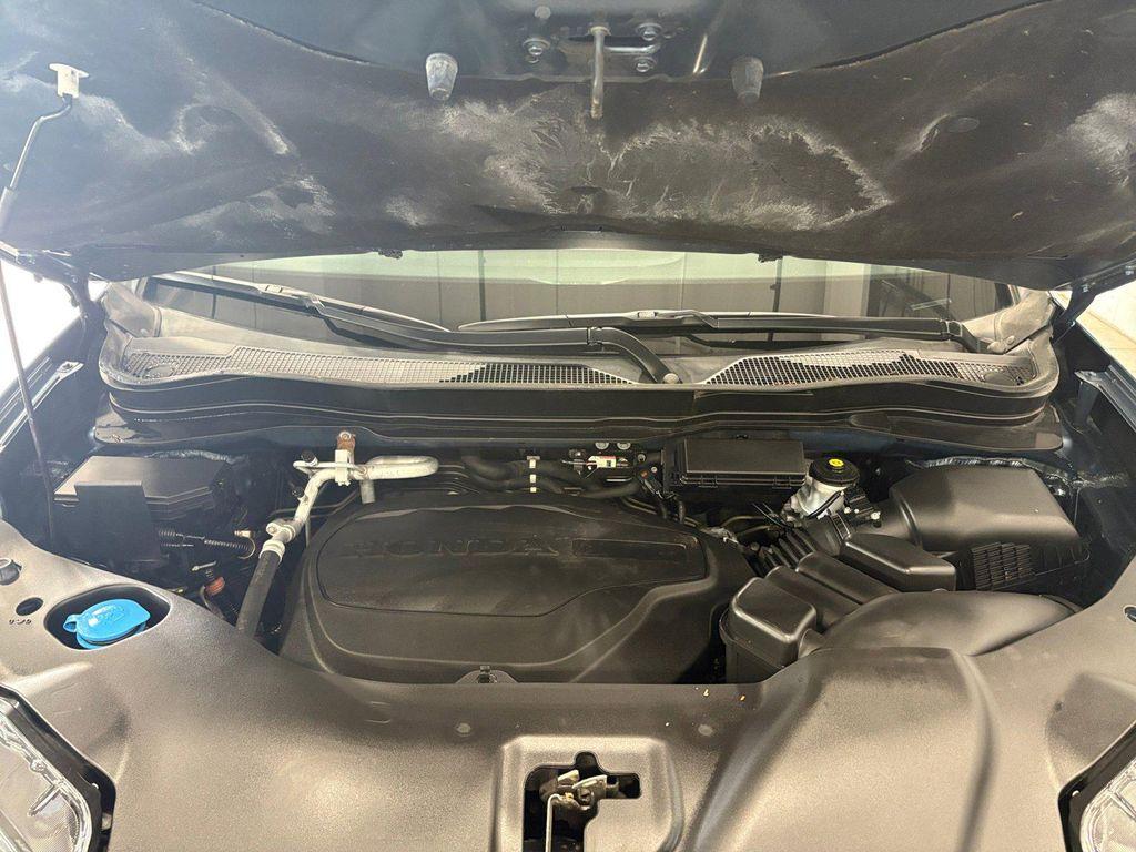 used 2021 Honda Pilot car, priced at $25,492