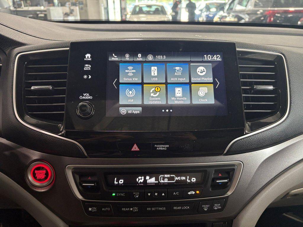 used 2021 Honda Pilot car, priced at $25,492