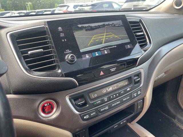 used 2021 Honda Pilot car, priced at $24,990