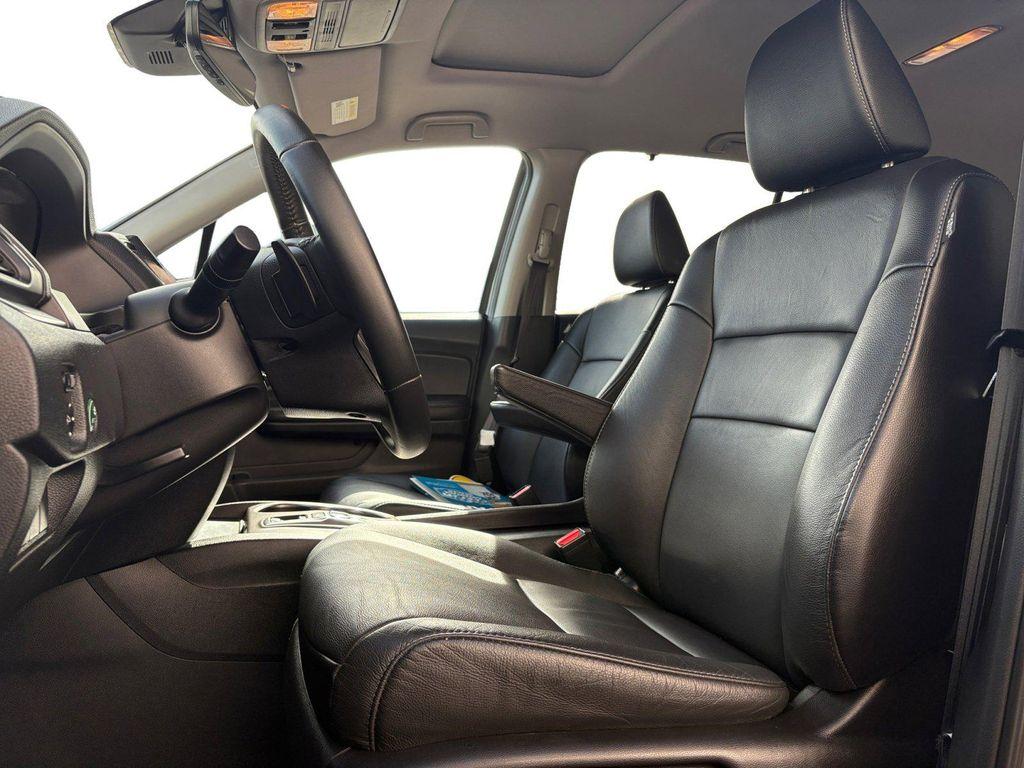 used 2022 Honda Pilot car, priced at $30,895