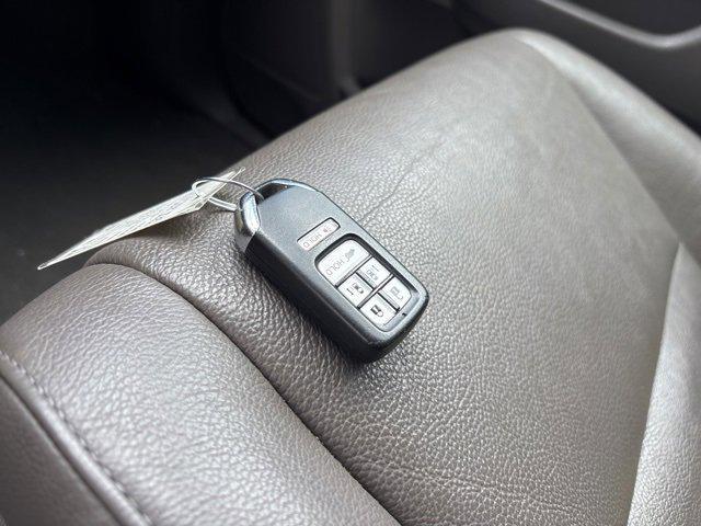 used 2016 Honda Odyssey car, priced at $15,290