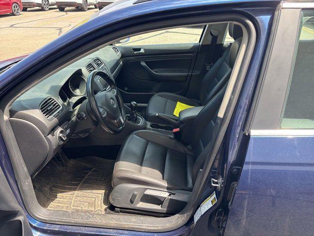 used 2013 Volkswagen Jetta SportWagen car, priced at $10,790