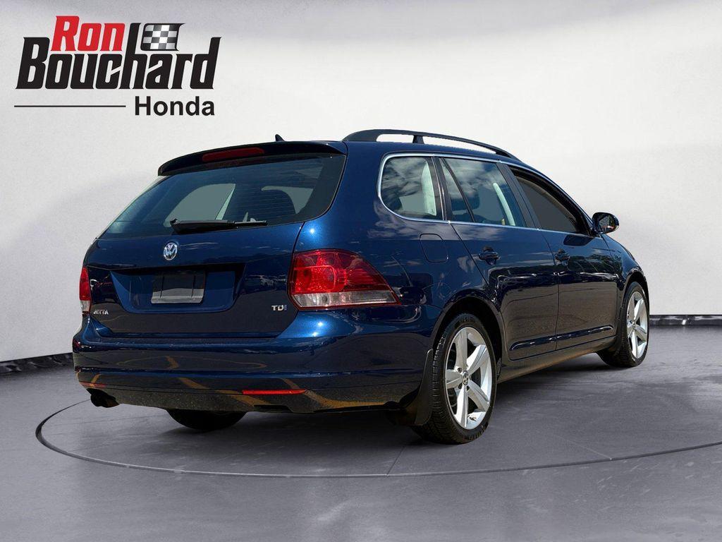 used 2013 Volkswagen Jetta SportWagen car, priced at $9,747