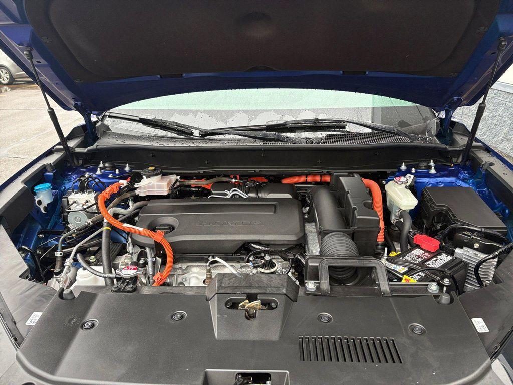 used 2025 Honda CR-V Hybrid car, priced at $37,490