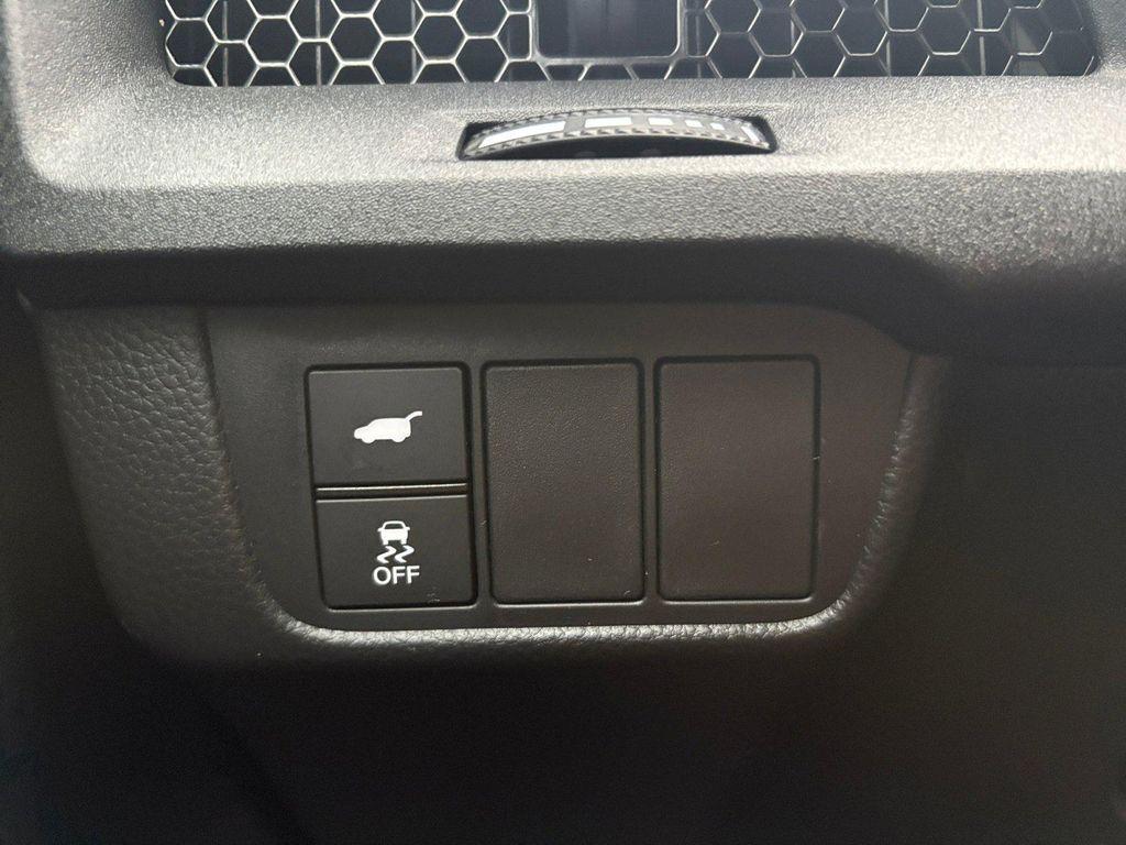 used 2025 Honda CR-V Hybrid car, priced at $37,490