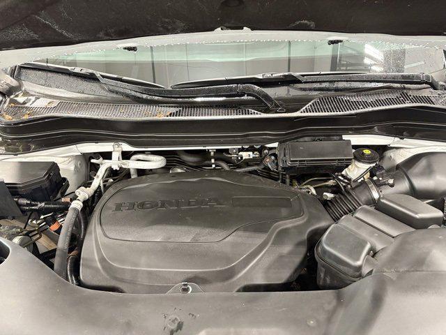 used 2022 Honda Pilot car, priced at $36,691