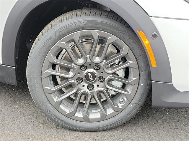 used 2025 MINI Hardtop car, priced at $30,985