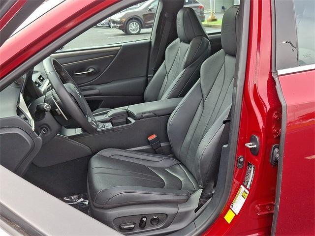 used 2021 Lexus ES 350 car, priced at $31,599