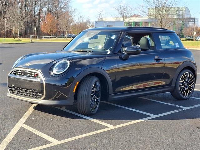 new 2025 MINI Hardtop car, priced at $36,845