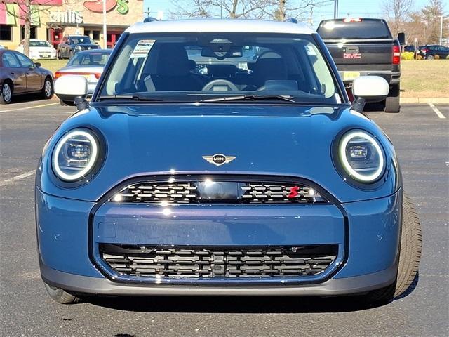 new 2025 MINI Hardtop car, priced at $37,995