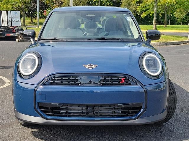 new 2025 MINI Hardtop car, priced at $36,895