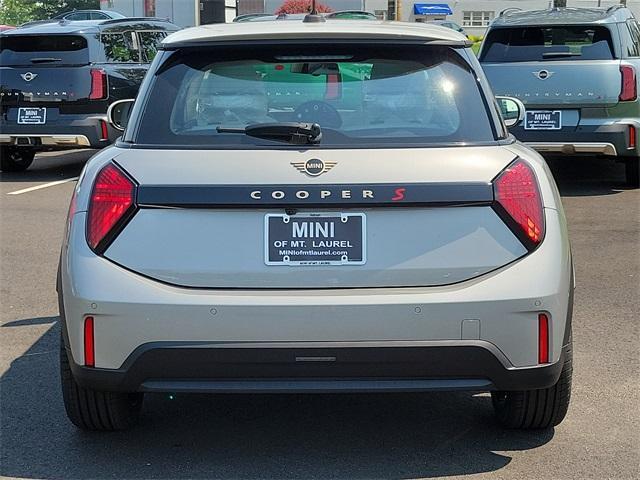 new 2025 MINI Hardtop car, priced at $35,905