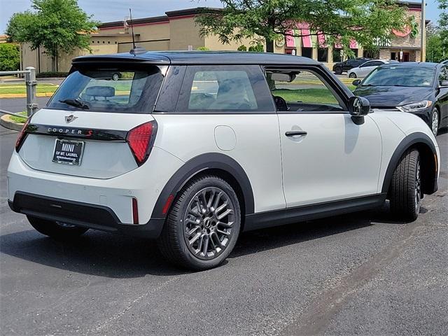 new 2025 MINI Hardtop car, priced at $37,295