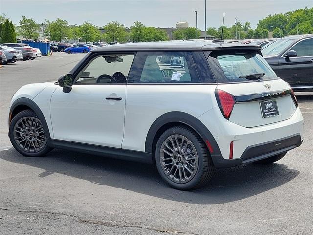 new 2025 MINI Hardtop car, priced at $37,295