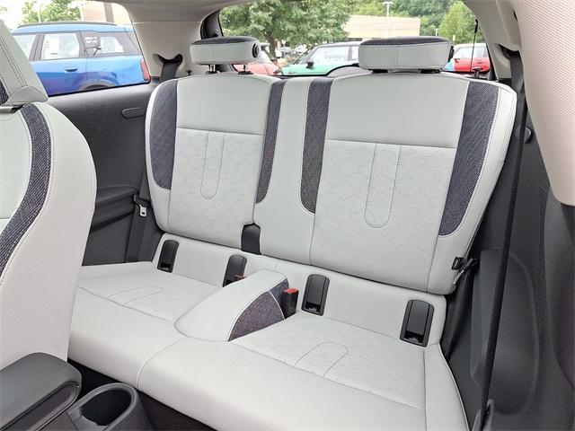 used 2025 MINI Hardtop car, priced at $28,720