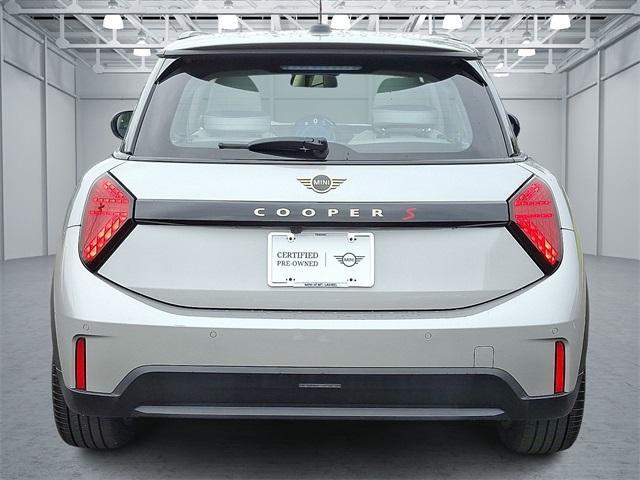 used 2025 MINI Hardtop car, priced at $28,720