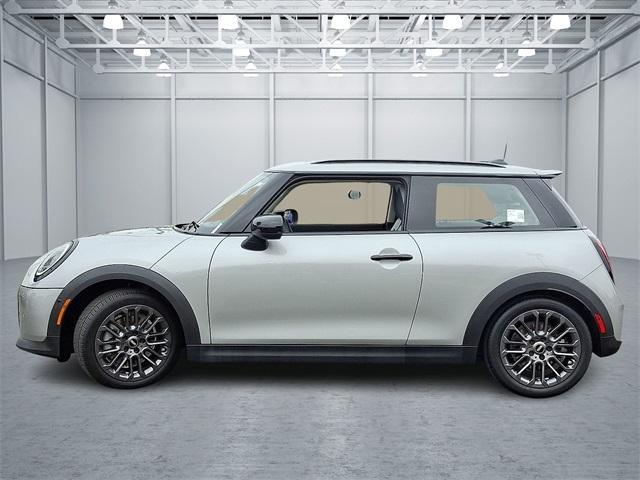 used 2025 MINI Hardtop car, priced at $28,720