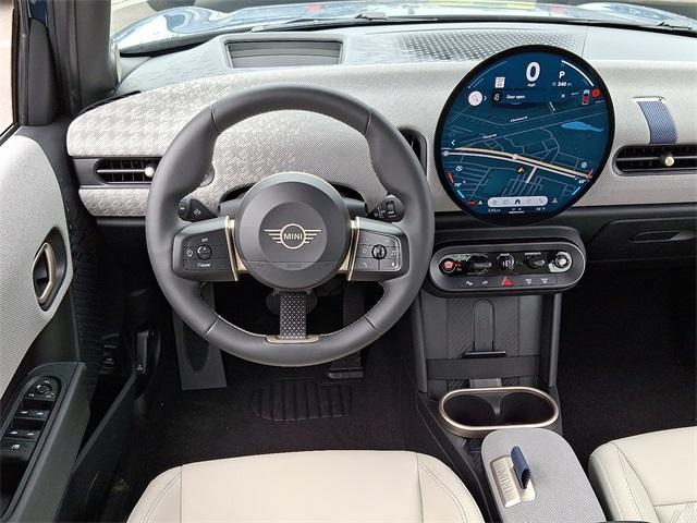 new 2025 MINI Hardtop car, priced at $39,510