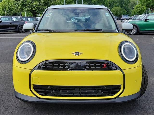 new 2025 MINI Hardtop car, priced at $36,145