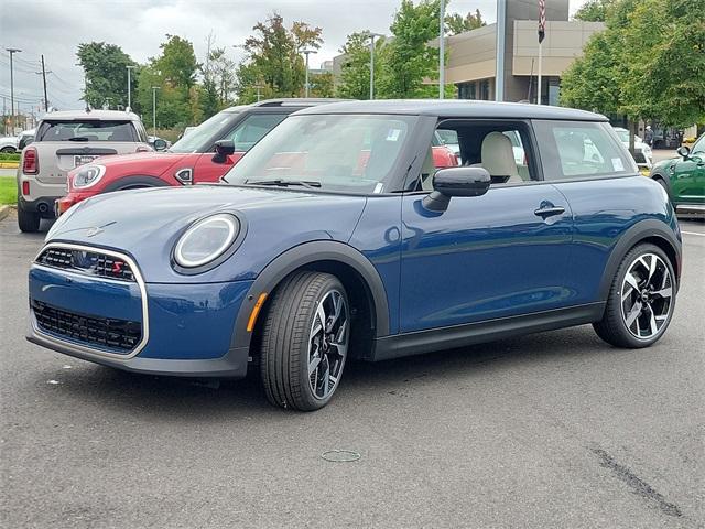 new 2025 MINI Hardtop car, priced at $38,380