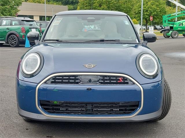 new 2025 MINI Hardtop car, priced at $38,380