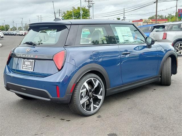 new 2025 MINI Hardtop car, priced at $38,380