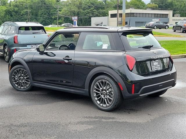 new 2025 MINI Hardtop car, priced at $36,445