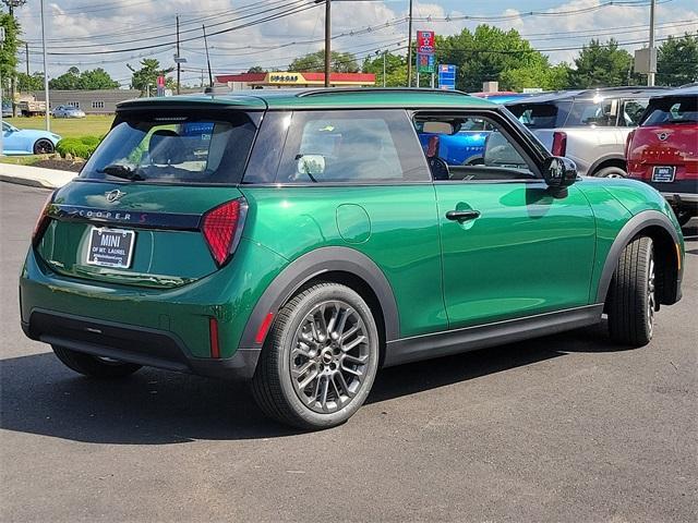 new 2025 MINI Hardtop car, priced at $36,145