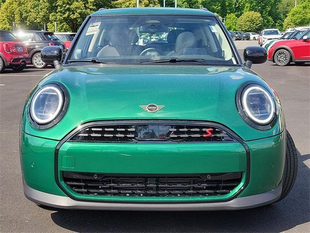 new 2025 MINI Hardtop car, priced at $36,145