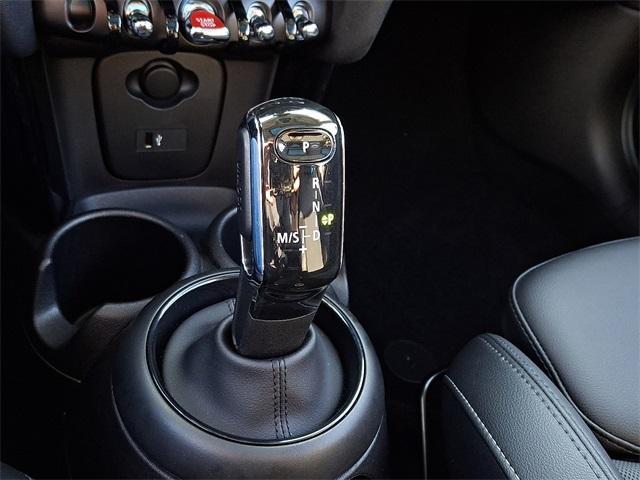 used 2022 MINI Hardtop car, priced at $25,490
